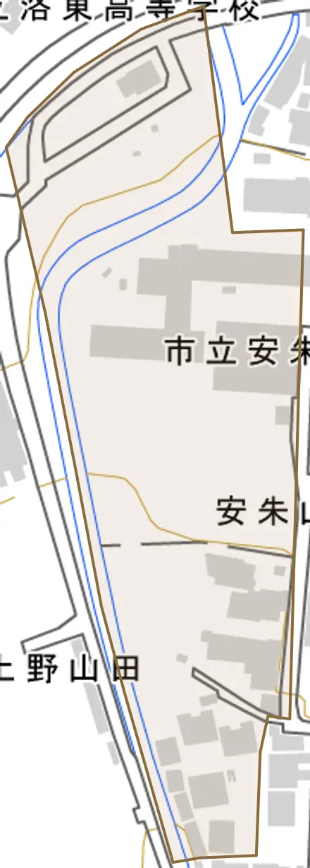 安朱山川町とその周辺の地図。町の範囲を重ねている