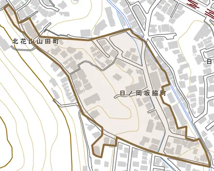 日ノ岡坂脇町とその周辺の地図。町の範囲を重ねている