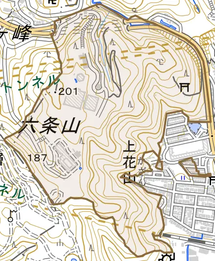上花山旭山町とその周辺の地図。町の範囲を重ねている