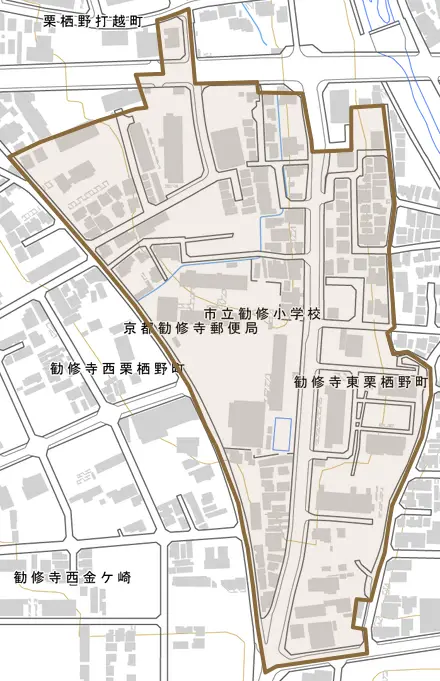 勧修寺東栗栖野町とその周辺の地図。町の範囲を重ねている