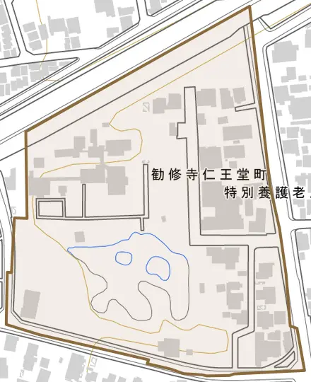 勧修寺仁王堂町とその周辺の地図。町の範囲を重ねている