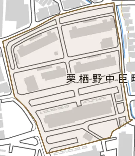 栗栖野中臣町とその周辺の地図。町の範囲を重ねている