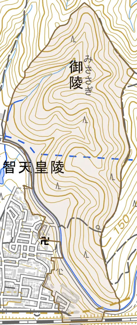 御陵大谷町とその周辺の地図。町の範囲を重ねている
