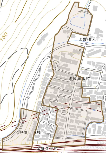 御陵田山町とその周辺の地図。町の範囲を重ねている