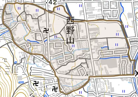 西野山射庭ノ上町とその周辺の地図。町の範囲を重ねている