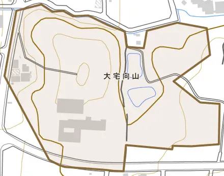 大宅向山とその周辺の地図。町の範囲を重ねている