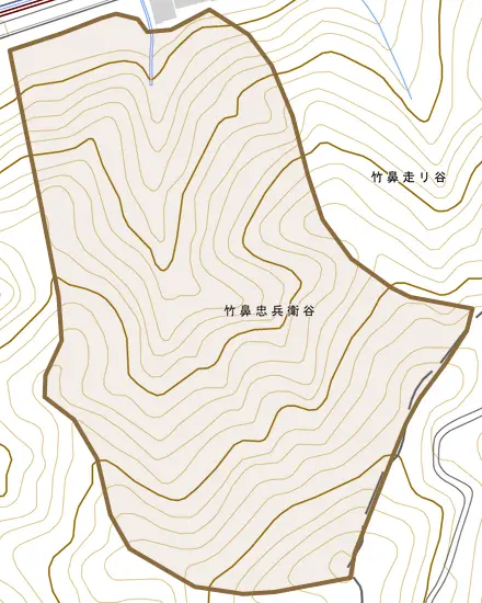 竹鼻忠兵衛谷とその周辺の地図。町の範囲を重ねている