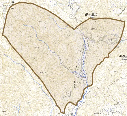 奥波見とその周辺の地図。町の範囲を重ねている
