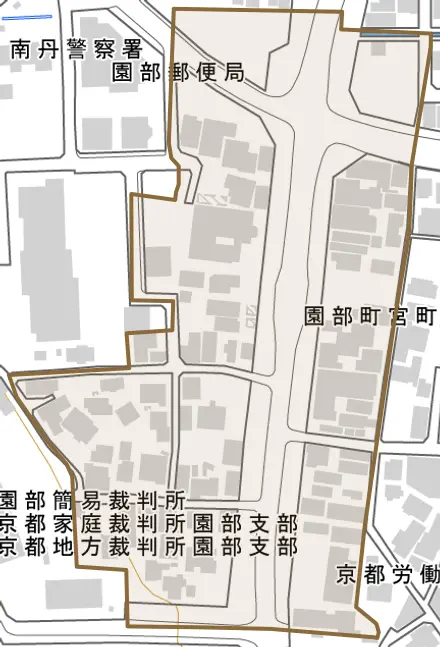 園部町宮町とその周辺の地図。町の範囲を重ねている