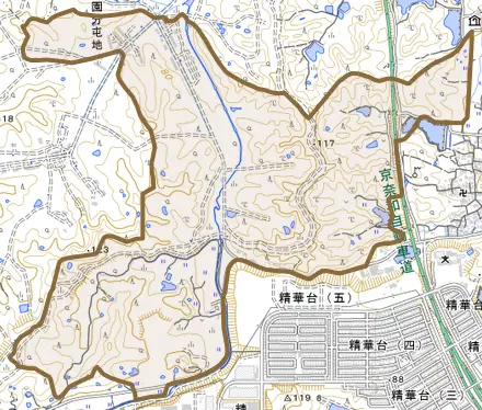 大字南稲八妻とその周辺の地図。町の範囲を重ねている
