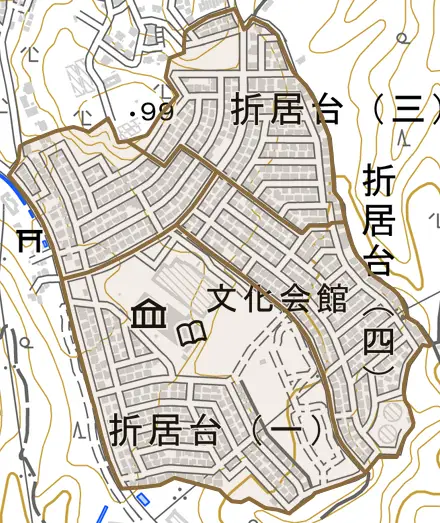折居台とその周辺の地図。町の範囲を重ねている