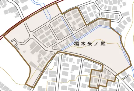 橋本米ノ尾とその周辺の地図。町の範囲を重ねている