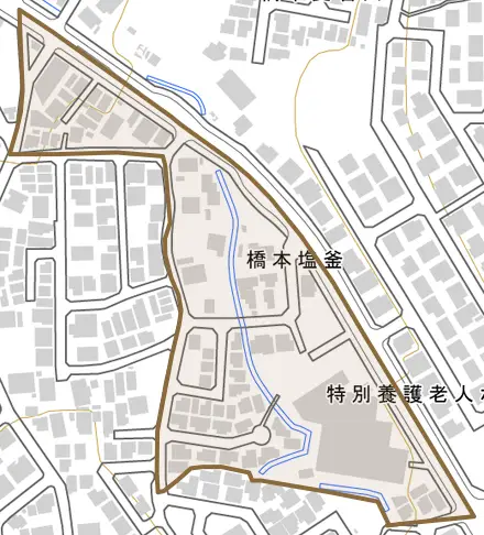 橋本塩釜とその周辺の地図。町の範囲を重ねている