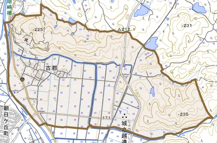 古郡とその周辺の地図。町の範囲を重ねている