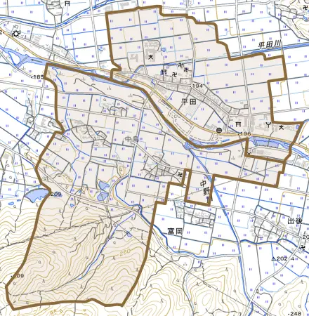 平田とその周辺の地図。町の範囲を重ねている