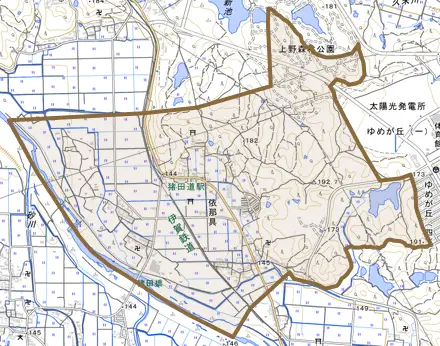 依那具とその周辺の地図。町の範囲を重ねている