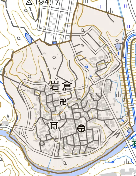 岩倉とその周辺の地図。町の範囲を重ねている