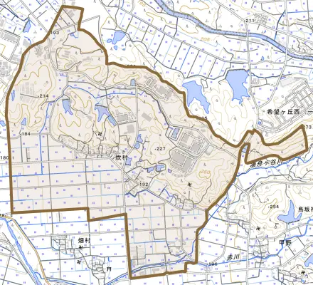 炊村とその周辺の地図。町の範囲を重ねている