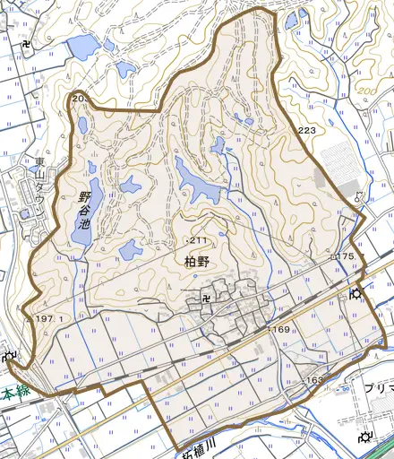 柏野とその周辺の地図。町の範囲を重ねている