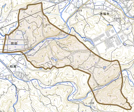 岡田とその周辺の地図。町の範囲を重ねている