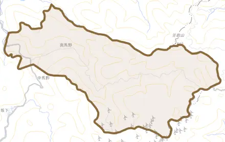 奥馬野とその周辺の地図。町の範囲を重ねている