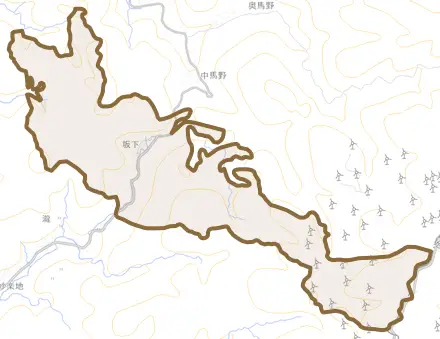 坂下とその周辺の地図。町の範囲を重ねている