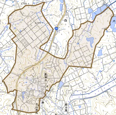 菖蒲池とその周辺の地図。町の範囲を重ねている