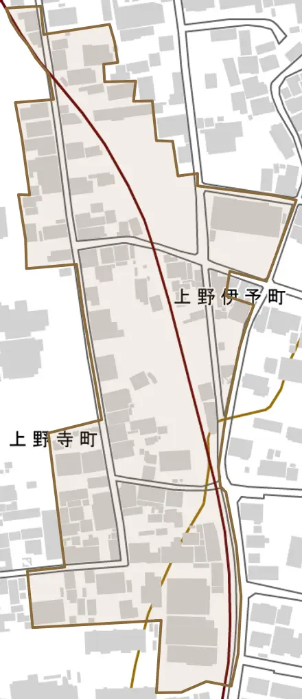 上野伊予町とその周辺の地図。町の範囲を重ねている