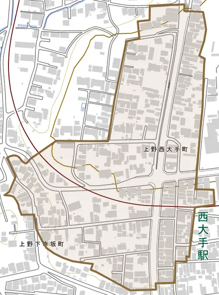 上野西大手町とその周辺の地図。町の範囲を重ねている