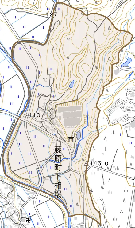 藤原町下相場とその周辺の地図。町の範囲を重ねている