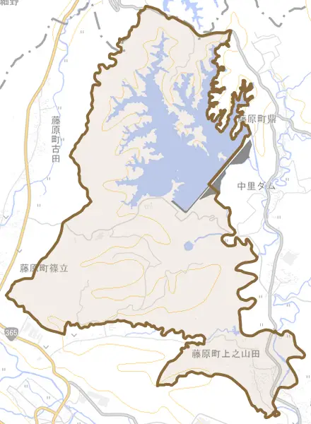 藤原町篠立とその周辺の地図。町の範囲を重ねている
