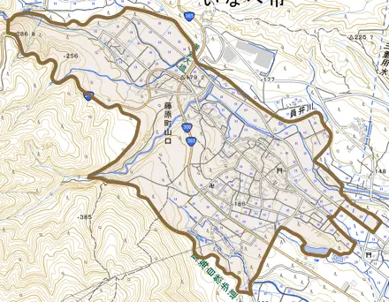 藤原町山口とその周辺の地図。町の範囲を重ねている