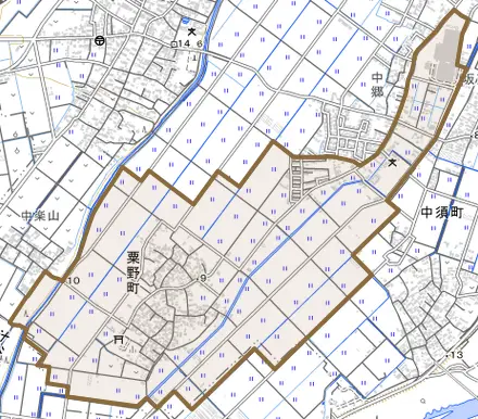 粟野町とその周辺の地図。町の範囲を重ねている