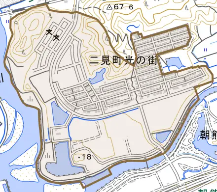 二見町光の街とその周辺の地図。町の範囲を重ねている