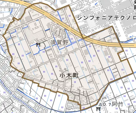 小木町とその周辺の地図。町の範囲を重ねている