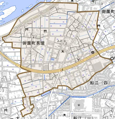 御薗町長屋とその周辺の地図。町の範囲を重ねている