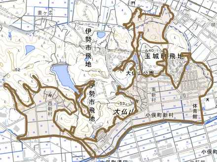 小俣町新村とその周辺の地図。町の範囲を重ねている
