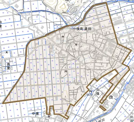 小俣町湯田とその周辺の地図。町の範囲を重ねている