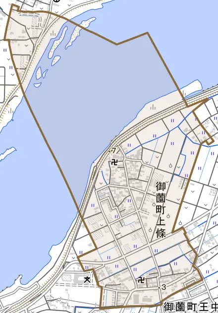 御薗町上條とその周辺の地図。町の範囲を重ねている