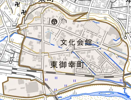 東御幸町とその周辺の地図。町の範囲を重ねている