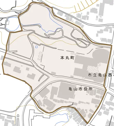 本丸町とその周辺の地図。町の範囲を重ねている
