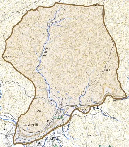 加太市場とその周辺の地図。町の範囲を重ねている