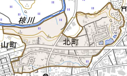 北町とその周辺の地図。町の範囲を重ねている
