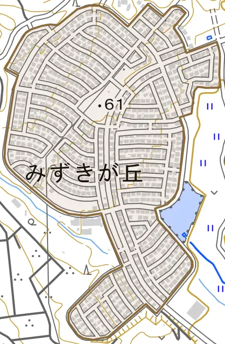 みずきが丘とその周辺の地図。町の範囲を重ねている