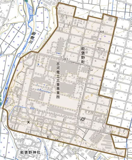 能褒野町とその周辺の地図。町の範囲を重ねている