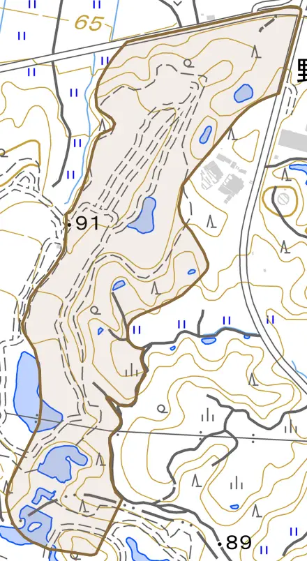野村町とその周辺の地図。町の範囲を重ねている