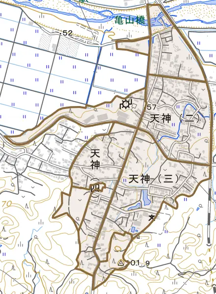 天神とその周辺の地図。町の範囲を重ねている