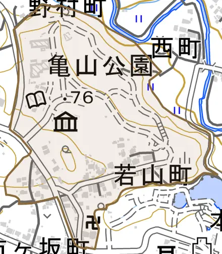 若山町とその周辺の地図。町の範囲を重ねている