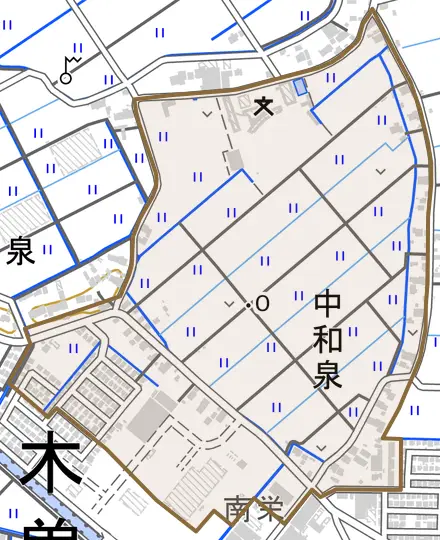 大字中和泉とその周辺の地図。町の範囲を重ねている