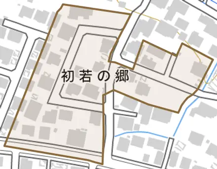 初若の郷とその周辺の地図。町の範囲を重ねている